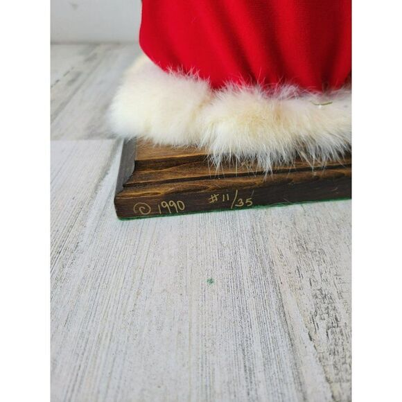 Bit Christmas elfin Marshall Fields 1990 rare musical Xmas decor sleigh 20 in - Picture 8 of 14